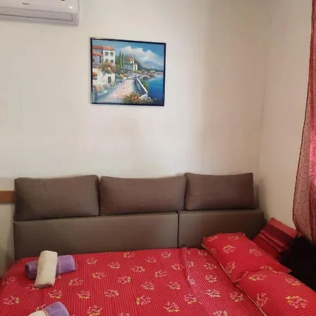 Apartment Mara Rogoznica