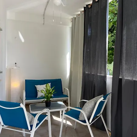 Mara Apartman Rogoznica