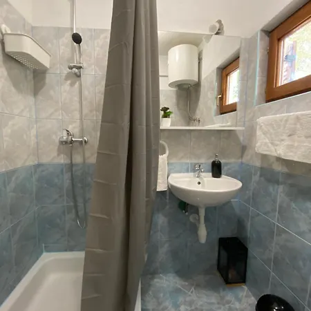 Mara Apartment *