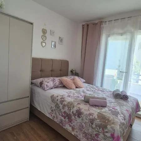 Apartman Mara Rogoznica