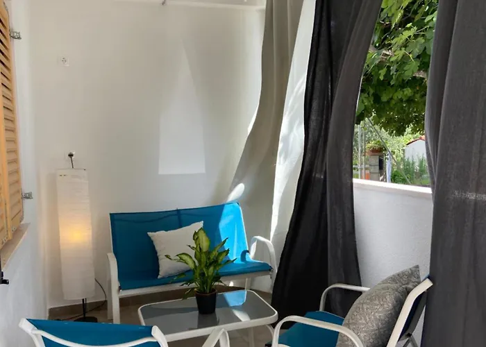 Mara * Rogoznica (Sibenik-Knin)